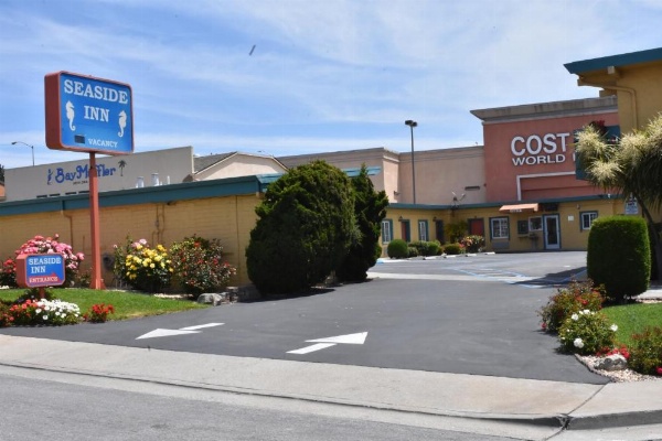 Seaside Inn Monterey image 8